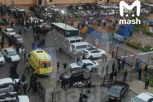 Baza: взрыв произошел в многоэтажном доме, почти во всем корпусе выбиты окна