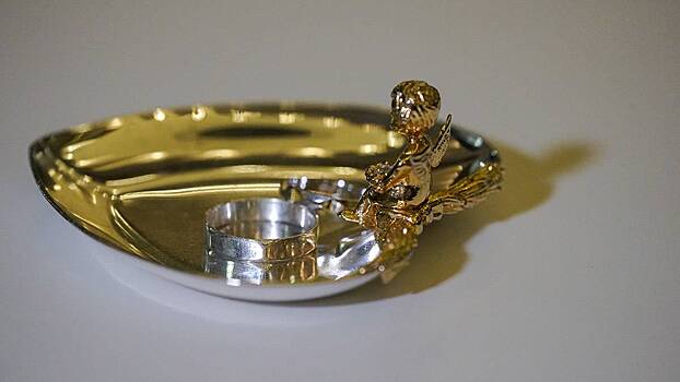 Женщина украла обручальное кольцо подруги под Самарой, чтобы сорвать ее свадьбу