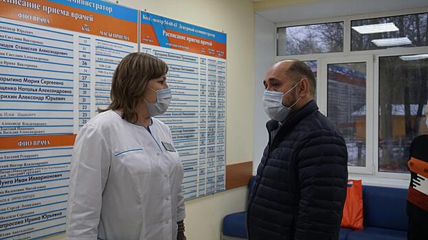 «Единая Россия» помогла с транспортом медикам поликлиники № 2