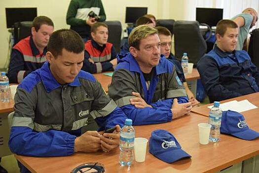 В Салехарде назвали лучших автослесарей и водителей грузовиков