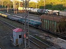 В Пермском крае под колёсами грузового поезда умерла 44-летняя женщина