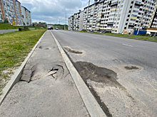 В Курске на проспекте Плевицкой продолжает проседать асфальт