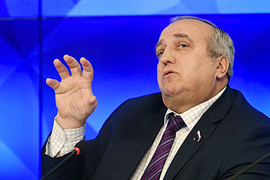 «Польша выдвинулась на передний край психологической войны против РФ»