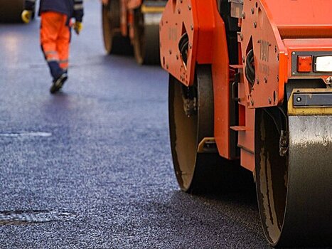 Отказ от укладки асфальта в плохую погоду приведет к увеличению срока работ