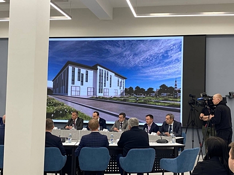 Космонавт Петелин и губернатор Текслер оценили проект нового музея и монумента