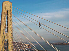 Министр Чекунков назвал обледенение моста во Владивостоке уникальным. Так ли это?