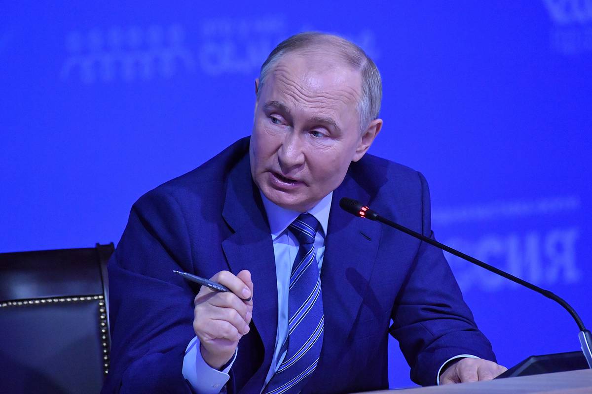 Россияне оценили работу Путина на посту президента