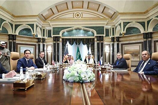 Крах доллара преувеличен: эксперт назвал проблемы расчетов между РФ и США