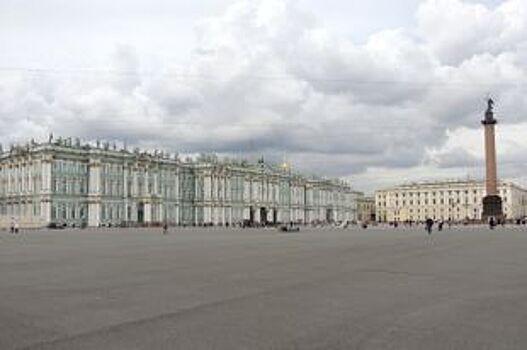 Суд в Петербурге отложил до 28 марта иск подрядчика фондохранилища к Эрмитажу