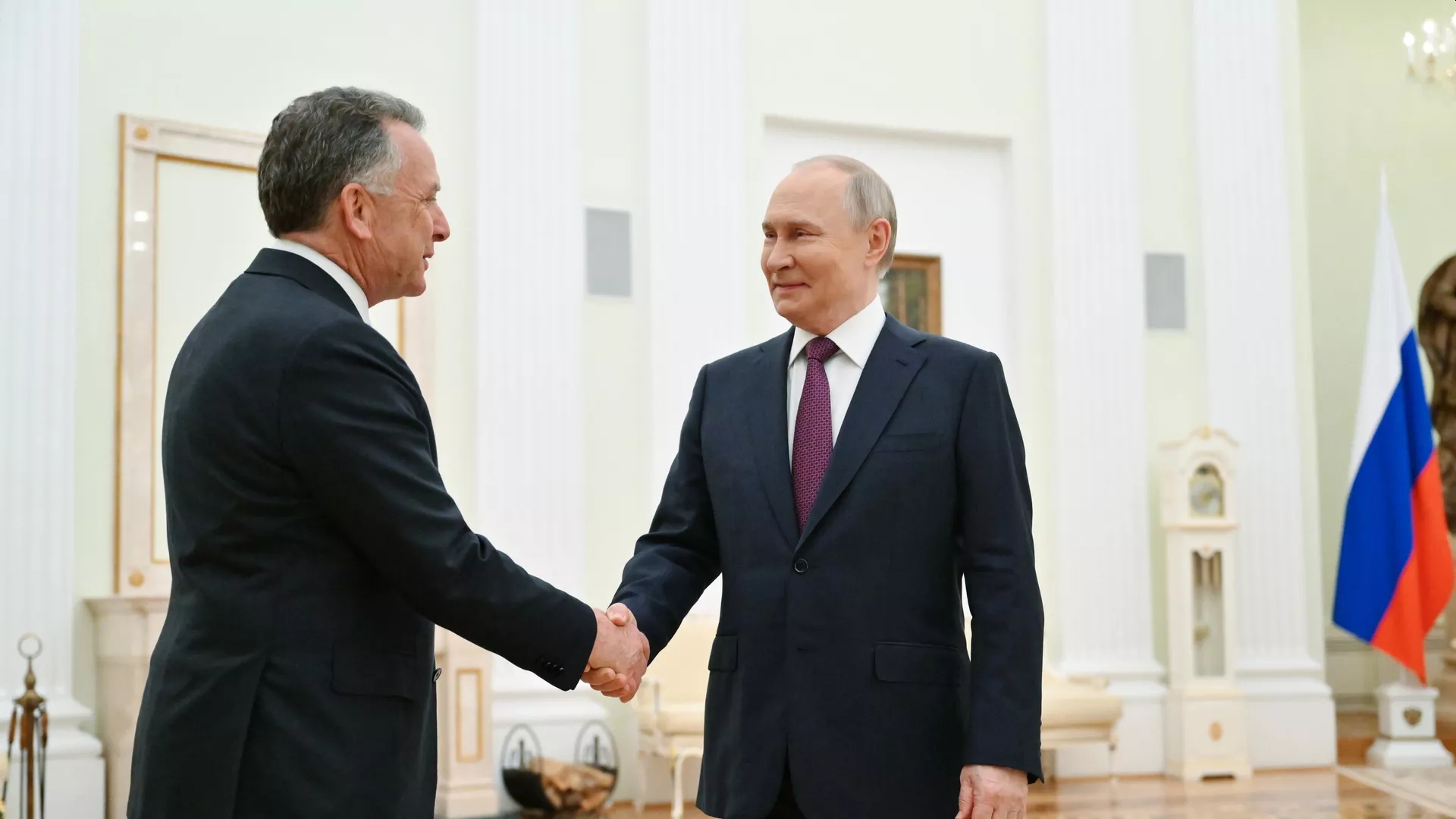 Путин заявил, что Россия готова к переговорам с Украиной без предварительных условий