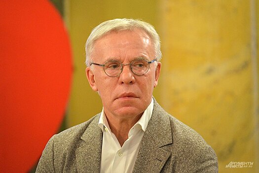 Фетисов поделился мнением о выступлении россиян в нейтральном статусе