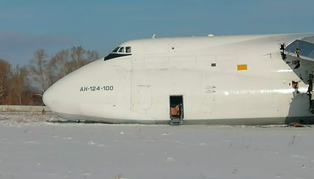 Названа причина вынужденной посадки Ан-124