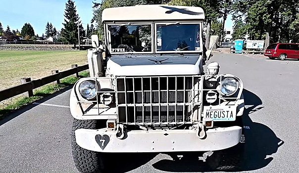 Из военного грузовика Dodge сделали полноценный автодом