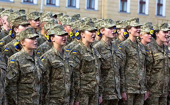 К бою: Зеленский поставит под ружье 60 тыс. штыков женского пола, в том числе снайперов