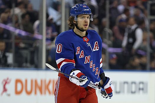 «Рейнджерс» потеряли шансы на попадание в плей-офф НХЛ, проиграв «Каролине»