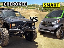 Инфернальный вездеход Jeep и безумный Smart встретились во внедорожной гонке