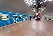В Новосибирском метро можно будет прослушать тексты Максима Горького по QR-коду