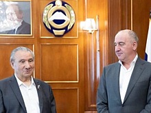 Писатель Исхак Машбаш получил высшую награду Карачаево-Черкесии