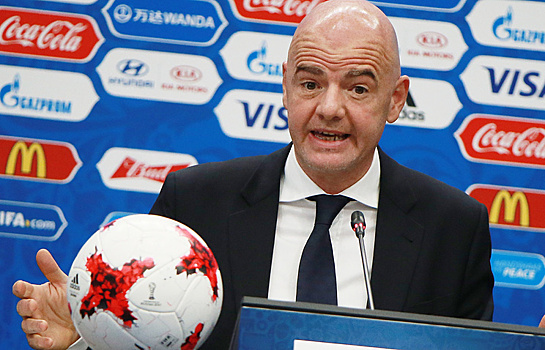 ФИФА не исключила применения санкций к России