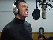 Внук Эдуарда Хиля спел гимн метро Петербурга