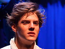 Павел Табаков получил главную роль в комедии «Молодой человек» — Видео