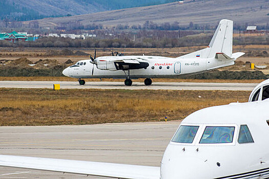 Самолет авиакомпании "Ангара" смог с четвертого раза сесть в аэропорту Ногликов на Сахалине