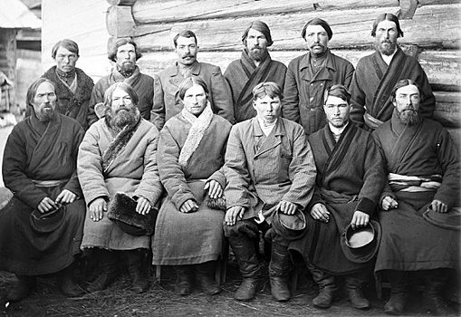 Какие русские мужчины брили бороду задолго до Петра I