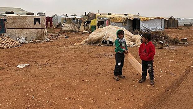Президент Ливана попросил Помпео помочь вернуть сирийских беженцев домой