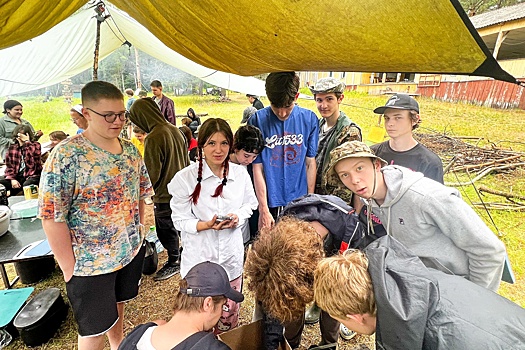 Педагог Елена Мельник: На волонтерских выездах ребята по-настоящему раскрываются