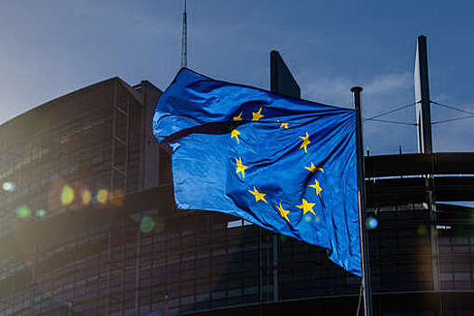 Депутат Европарламента Вебер призвал ввести в Евросоюзе "военную экономику"