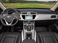 &quot;Atlas с Алисой&quot;. Чем удивил самый дорогой кроссовер Geely