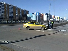 На Московском шоссе Skoda протаранила ограждение