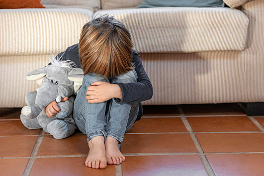 Детские психологические травмы: что это, и как с этим бороться