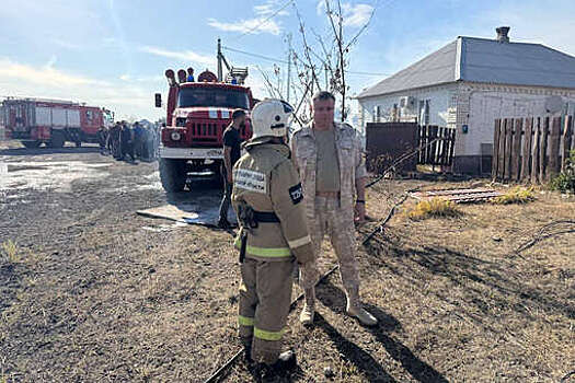МЧС: после ликвидации пожара в Каменск-Шахтинске введен режим ЧС