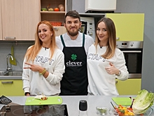 FoodTime с Марией Шурочкиной: как приготовить фитнес-ролл с курицей и быстро вернуться в форму