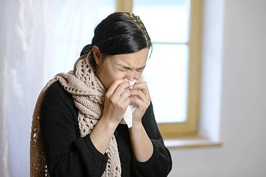 Терапевт перечислил опасные методы борьбы с простудой