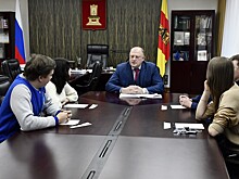 Председатель областного парламента Сергей Голубев встретился с руководителями волонтерских организаций региона