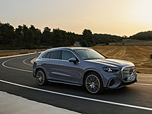 Необычная решётка и гигантский экран: представлен новый Mercedes-Benz GLC EQ