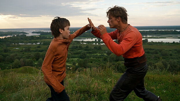 В кинотеатре «Октябрь» состоялась премьера комедии «Волчок»