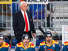 «Было много удалений, это немножко поменяло настроение на лавке. Из‑за этого подустали». Тренер «Шанхайских Драконов» — о поражении от «Спартака»