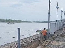 В Барнауле ремонтируют набережную Речного вокзала