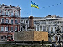 «Боятся даже мертвых русских»: В Европе увидели причину сноса памятников на Украине