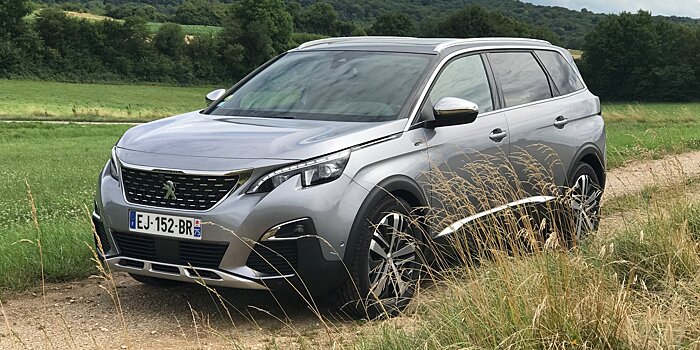 Что стоит за амбициями Peugeot 5008