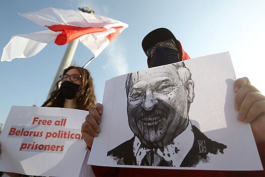 Лукашенко запретил СМИ онлайны несогласованных акций
