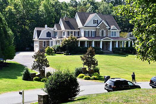 В мире вновь заговорили о работавшем в администрации президента шпионе Смоленкове