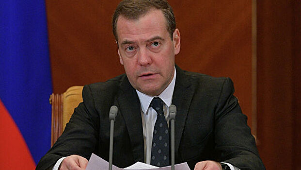 Медведев исключил главу ФАС из состава комиссии по импортозамещению