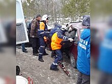 В Башкирии спасатели деблокировали двоих пострадавших в ДТП