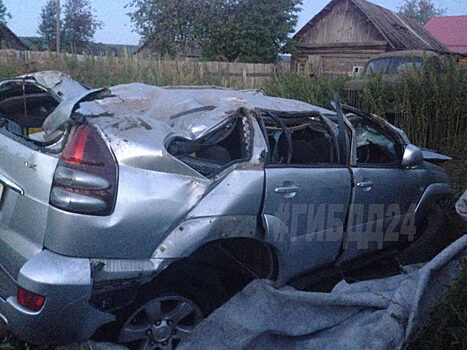 В Иланском районе подростки перевернулись на внедорожнике