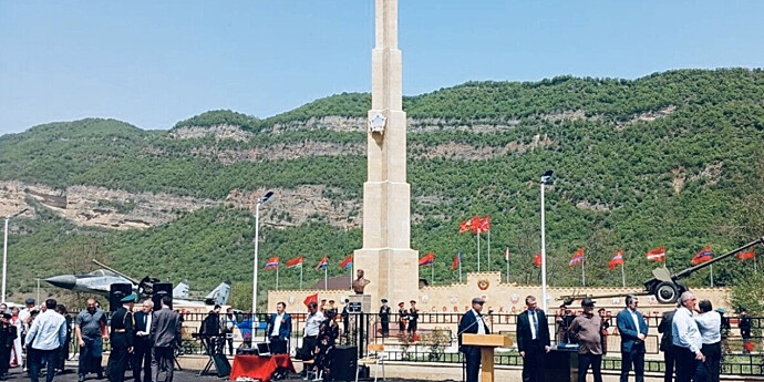 Делегаты ОДКБ открыли мемориал советским воинам в Дагестане