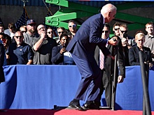 Джо Байден на день рождения получил рекордно низкий рейтинг за все время президентства